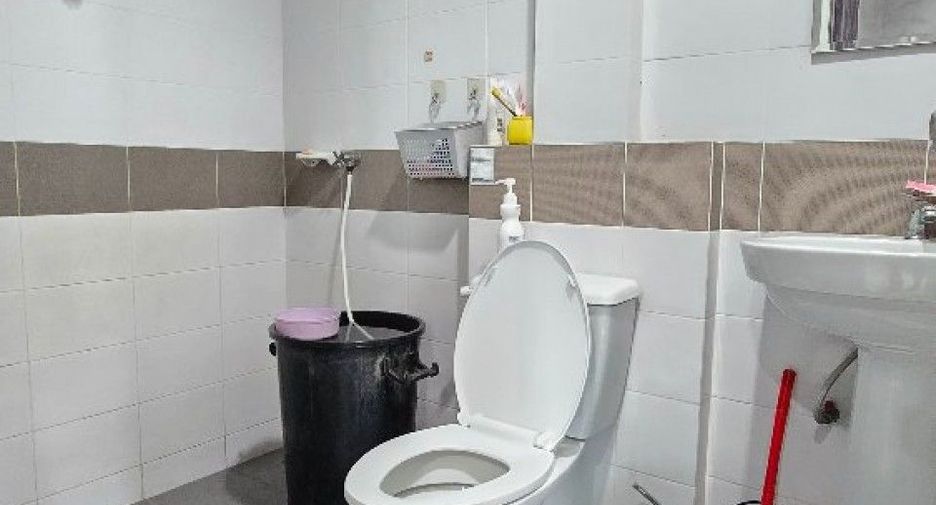 For sale 2 bedrooms townhouse in Bang Bo, Samut Prakan