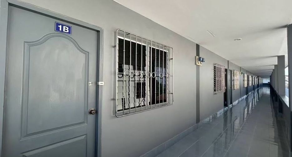 Apartamento con servicios en venta de 30 habitaciones en Mueang Phichit, Phichit