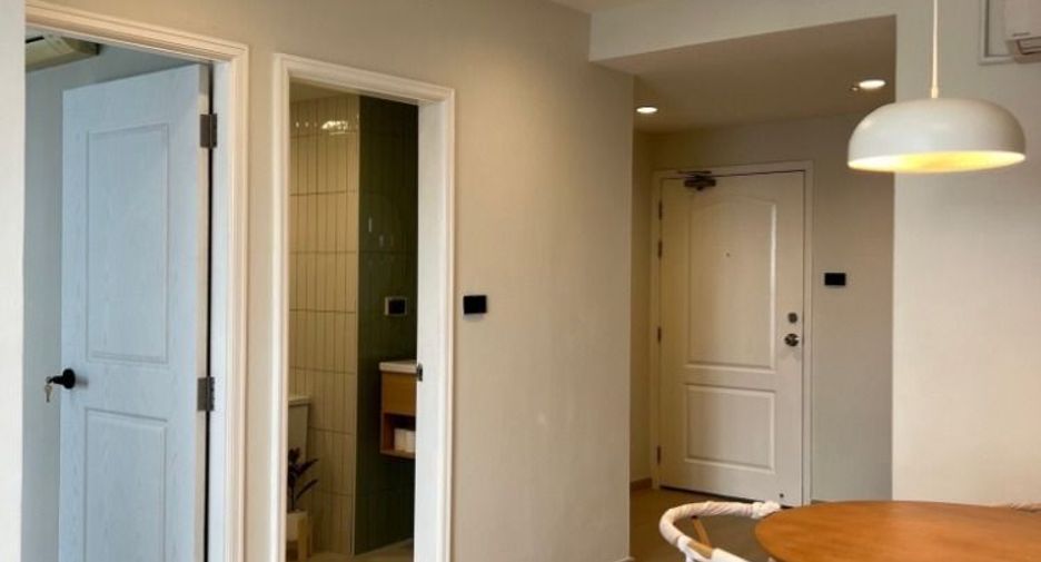 For sale 2 bedrooms condo in Yan Nawa, Bangkok
