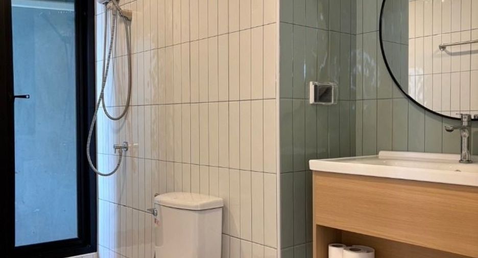For sale 2 bedrooms condo in Yan Nawa, Bangkok