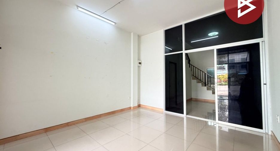 Local comercial en venta de 1 habitaciones en Si Racha, Chonburi