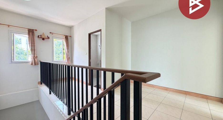 Local comercial en venta de 1 habitaciones en Si Racha, Chonburi