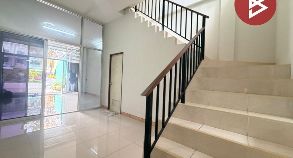 Local comercial en venta de 1 habitaciones en Si Racha, Chonburi