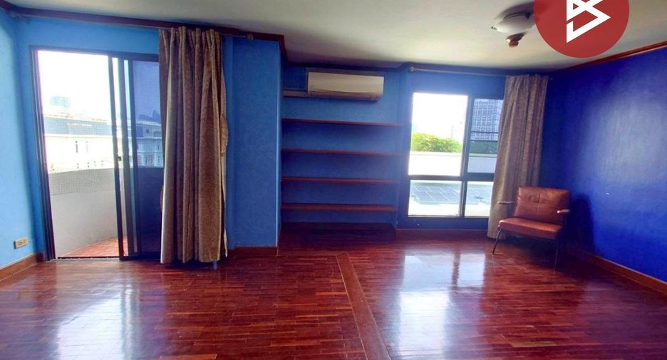 For sale 1 bed condo in Huai Khwang, Bangkok