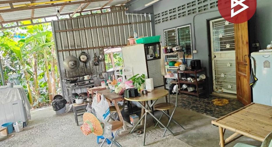 For sale 5 bedrooms house in Phanom Sarakham, Chachoengsao