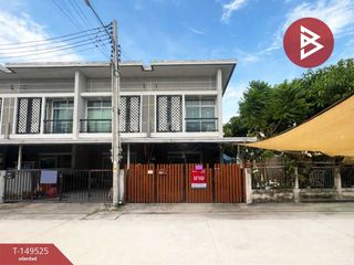 For sale 3 bedrooms townhouse in Phan Thong, Chonburi