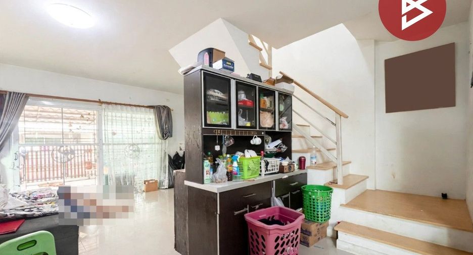 For sale 3 bedrooms townhouse in Phan Thong, Chonburi