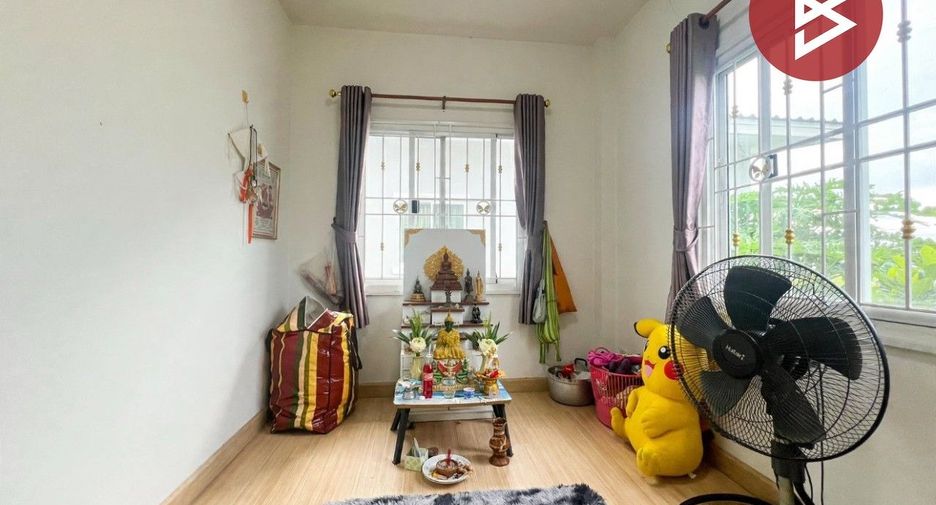 For sale 3 bedrooms townhouse in Phan Thong, Chonburi