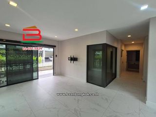 For rent and for sale 4 bedrooms house in Mueang Nonthaburi, Nonthaburi