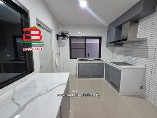 For rent and for sale 4 bedrooms house in Mueang Nonthaburi, Nonthaburi