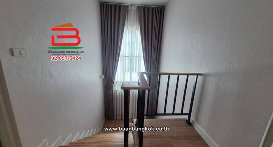 For rent and for sale 4 bedrooms house in Mueang Nonthaburi, Nonthaburi