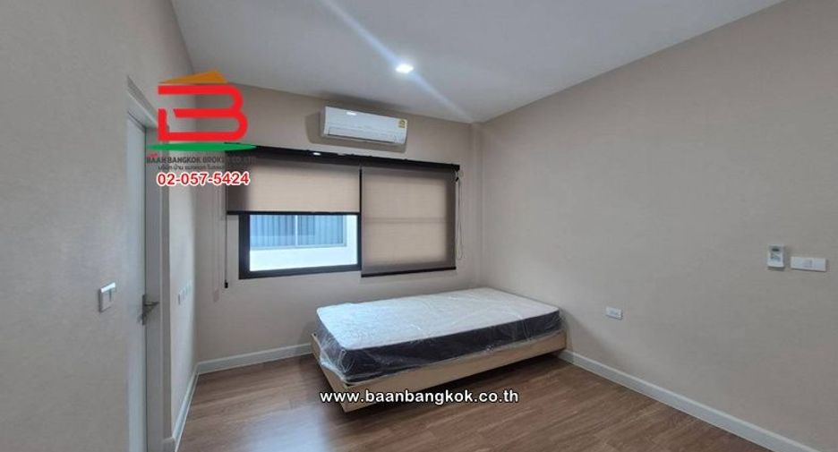 For rent and for sale 4 bedrooms house in Mueang Nonthaburi, Nonthaburi