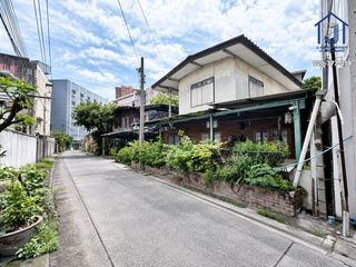 Grundstück zum Kauf in Huai Khwang, Bangkok