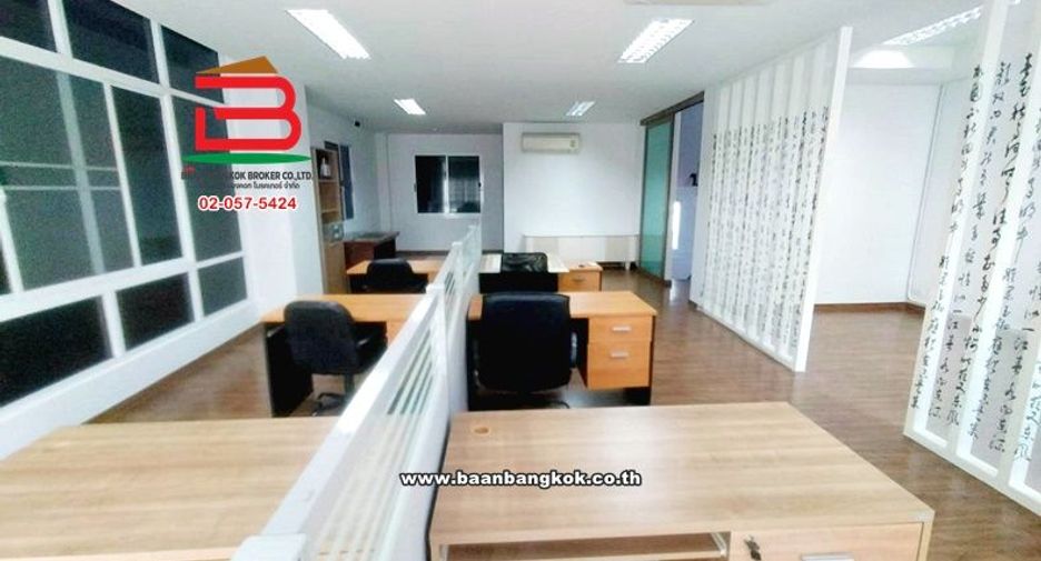 For rent and for sale 2 bedrooms townhouse in Bueng Kum, Bangkok