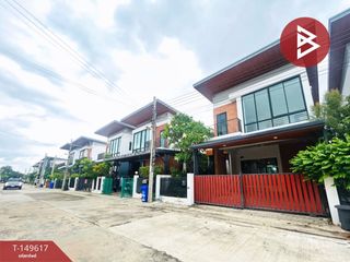 Casa en venta de 4 habitaciones en Phra Samut Chedi, Samut Prakan