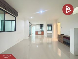 Casa en venta de 4 habitaciones en Phra Samut Chedi, Samut Prakan