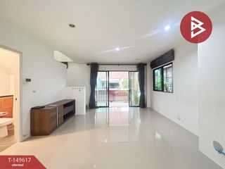Casa en venta de 4 habitaciones en Phra Samut Chedi, Samut Prakan