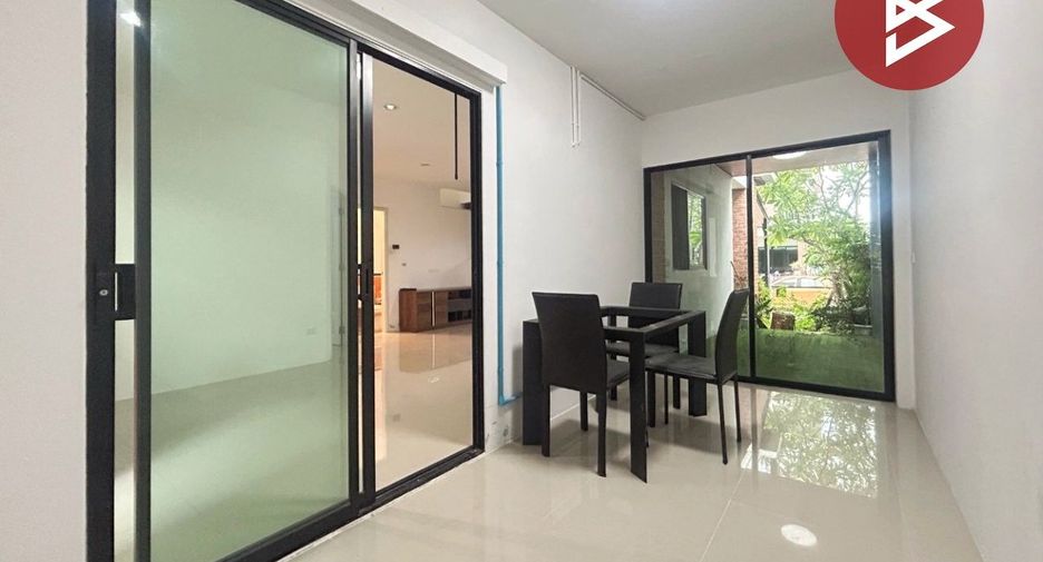 Casa en venta de 4 habitaciones en Phra Samut Chedi, Samut Prakan