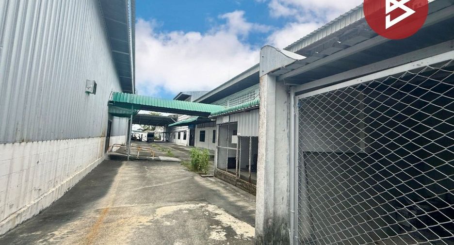For sale warehouse in Ban Bueng, Chonburi