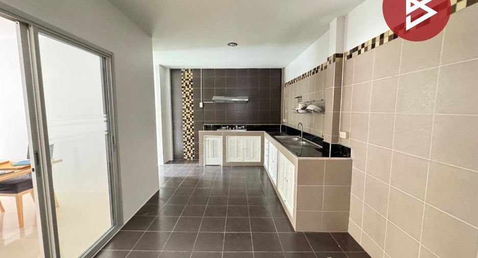 Casa en venta de 3 habitaciones en Lat Krabang, Bangkok