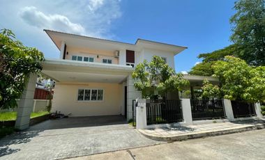 Casa en venta de 4 habitaciones en Saraphi, Chiang Mai