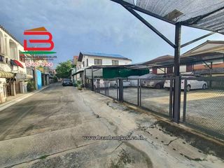 For sale land in Lam Luk Ka, Pathum Thani