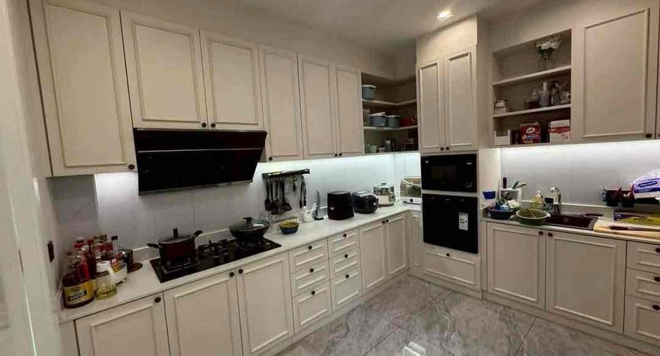 Villa zur Miete und zum Kauf mit 7 Zimmer in Bang Lamung, Chonburi
