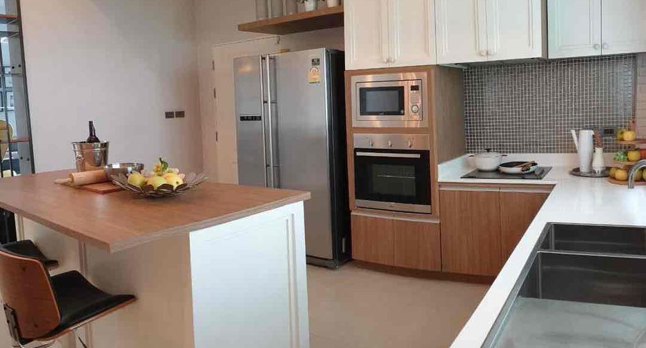 For rent 3 bedrooms villa in Bang Lamung, Chonburi