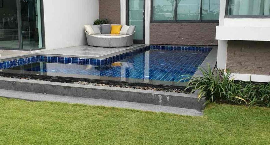 For rent 3 bedrooms villa in Bang Lamung, Chonburi