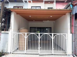 For sale 2 bedrooms townhouse in Lat Krabang, Bangkok