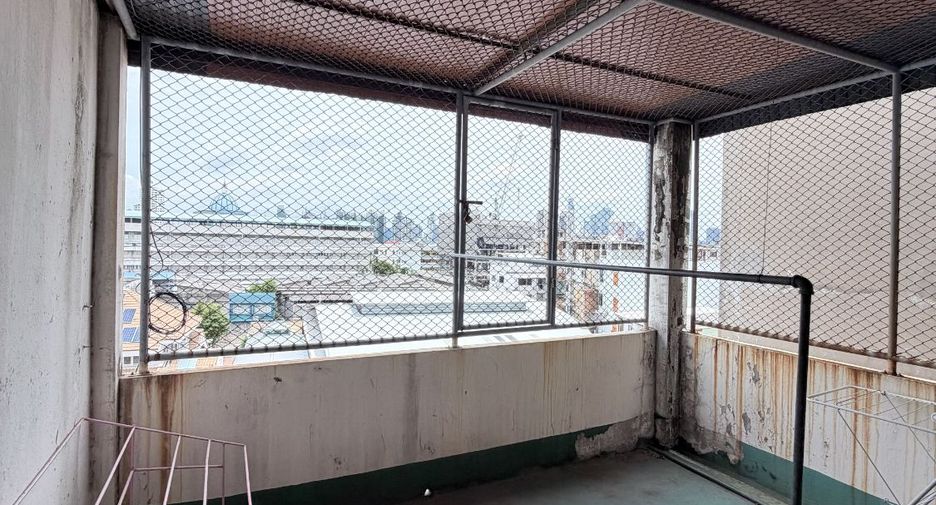 Apartment zum Kauf mit 14 Zimmer in Yan Nawa, Bangkok