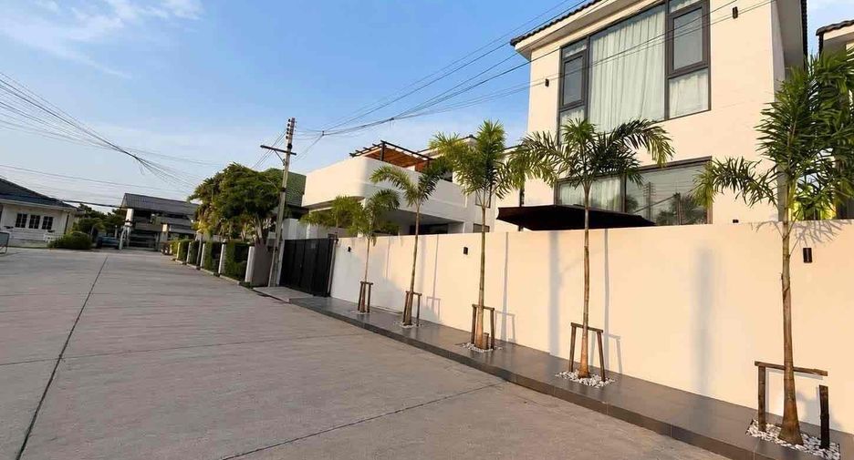 Villa zur Miete mit 4 Zimmer in Bang Lamung, Chonburi