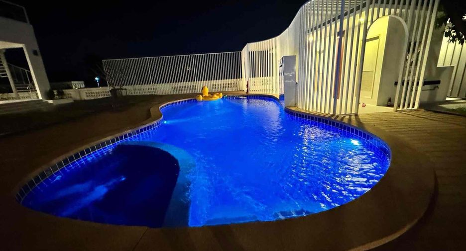 Villa zur Miete mit 6 Zimmer in Huay Yai, Pattaya