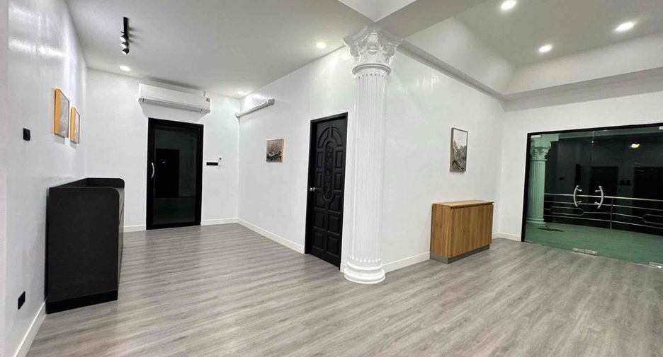 Villa zur Miete mit 6 Zimmer in Huay Yai, Pattaya
