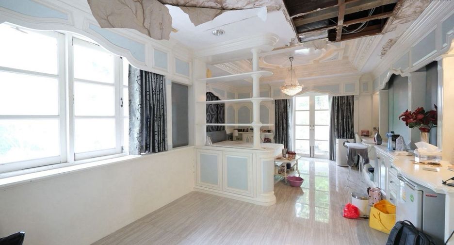 Haus zum Kauf mit 8 Zimmer in Bang Khae, Bangkok