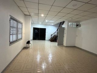 For sale 4 bedrooms townhouse in Pak Kret, Nonthaburi