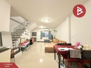 For sale 3 bedrooms townhouse in Phan Thong, Chonburi