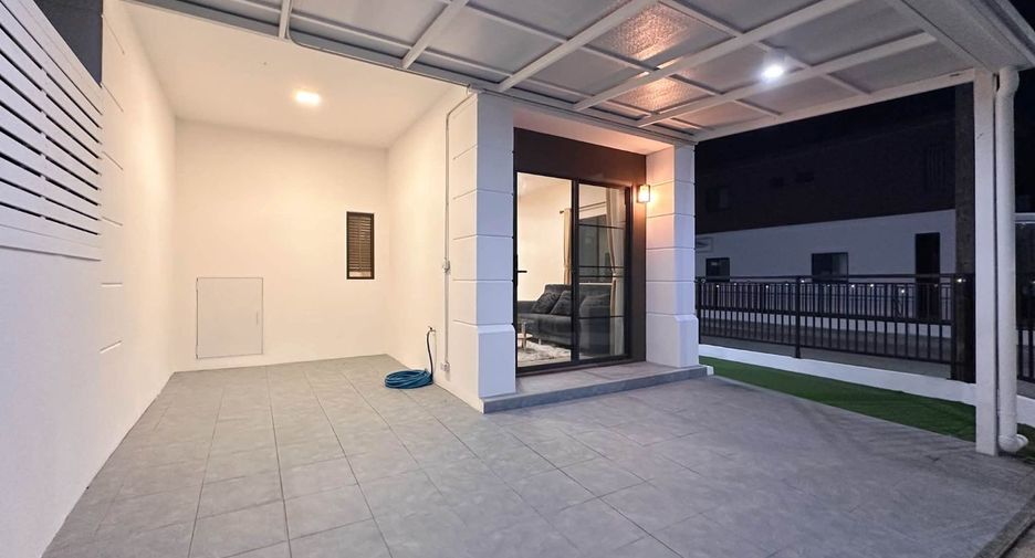 For rent 3 ベッドルーム townhouse in Mueang Chiang Mai, Chiang Mai