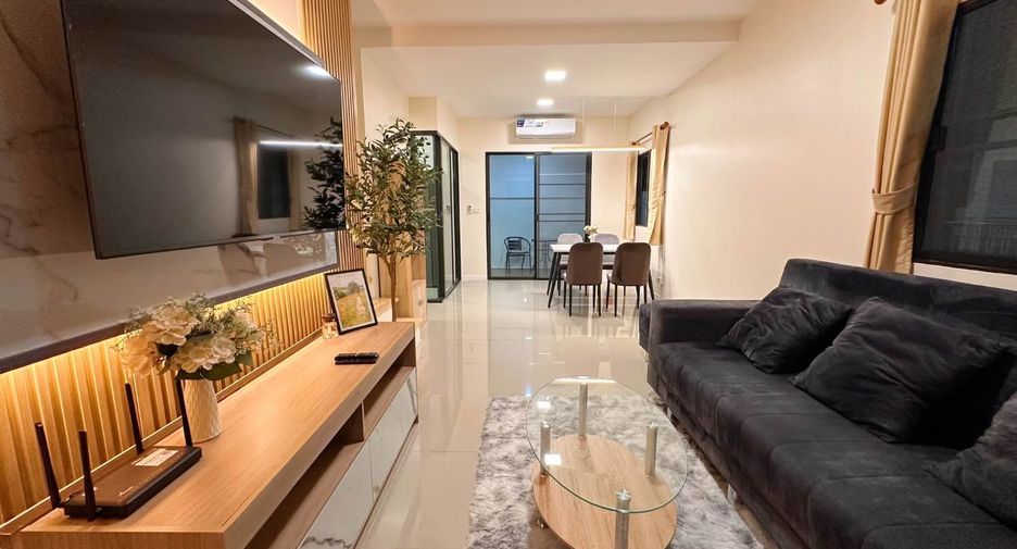 For rent 3 ベッドルーム townhouse in Mueang Chiang Mai, Chiang Mai
