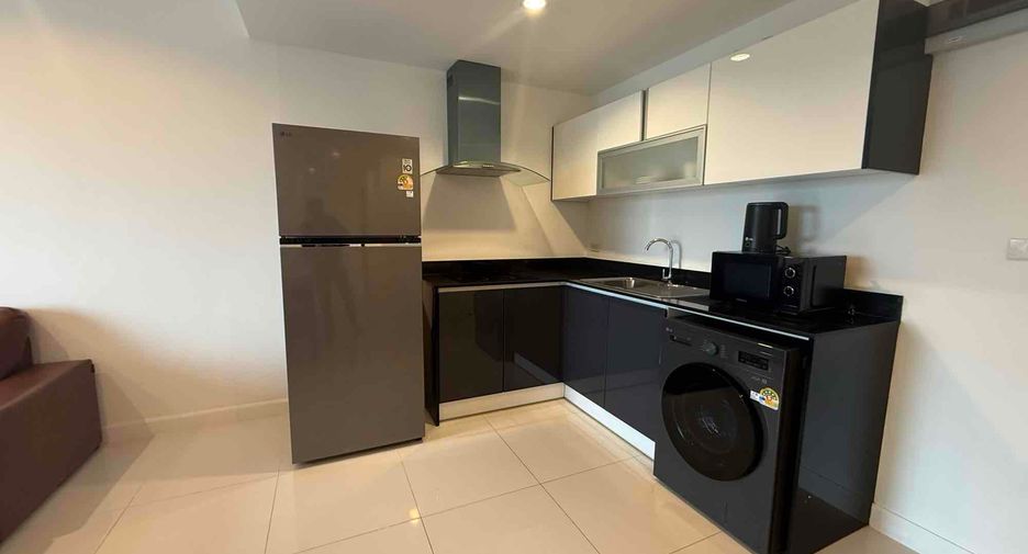 For rent 2 bedrooms condo in Bang Lamung, Chonburi