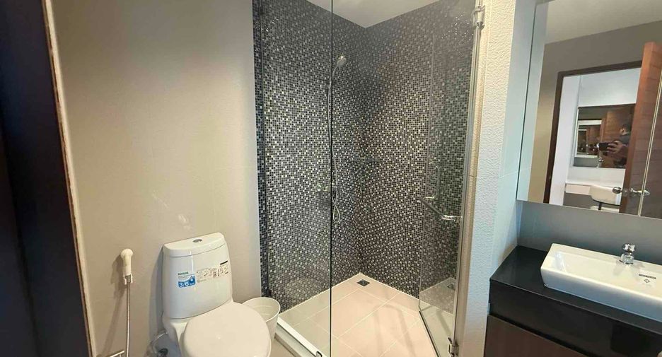 For rent 2 bedrooms condo in Bang Lamung, Chonburi