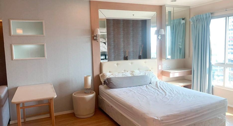 For sale 1 bed condo in Bang Lamung, Chonburi