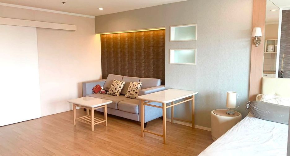 For sale 1 bed condo in Bang Lamung, Chonburi