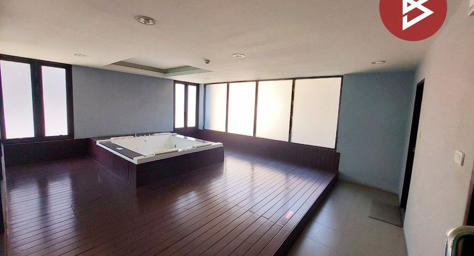 For sale 1 bed condo in Bang Na, Bangkok