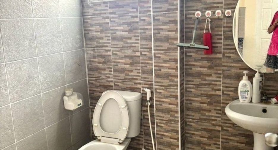 Casa en venta de 2 habitaciones en Plaeng Yao, Chachoengsao