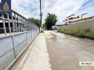For sale warehouse in Phra Khanong, Bangkok