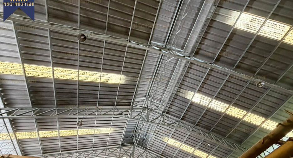 For sale warehouse in Phra Khanong, Bangkok
