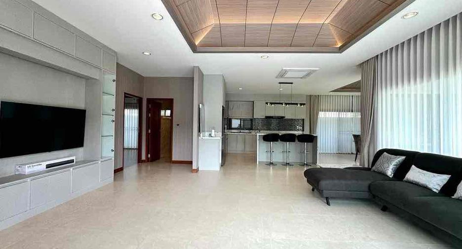 For sale 3 bedrooms house in Huay Yai, Pattaya