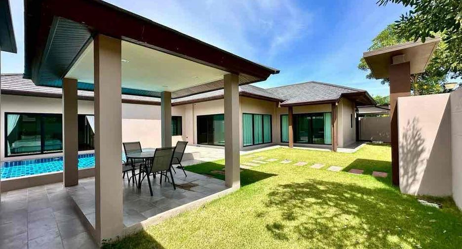 For sale 3 bedrooms house in Huay Yai, Pattaya