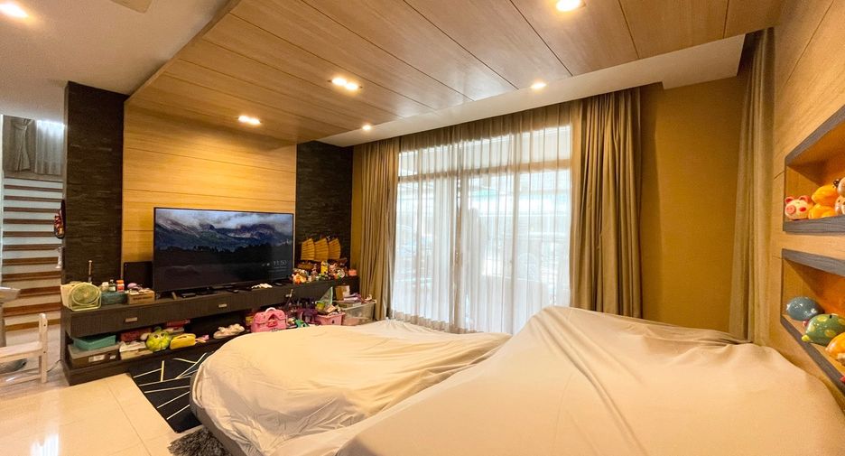 À vendre 3 chambres maison à Suan Luang, Bangkok
